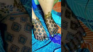 Mehndi design on legs hennamehndidesign bridalmehndidesign hennamehndi mehndi viralhackstrend [upl. by Ansilma]