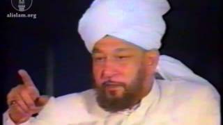 Jalsa Salana UK 1992  Concluding Address by Hazrat Mirza Tahir Ahmad rh [upl. by Aime]