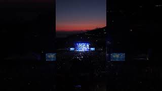 Chris Tomlin worships with 5000 people overlooking the Pacific Ocean at Pepperdine University [upl. by Nevar515]