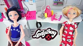 Miraculous Marinette amp Chloe Salon de Coiffure Barbie Beauty Salon [upl. by Gwenny]