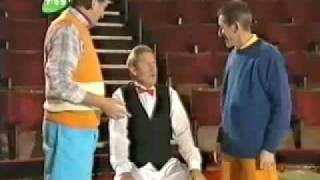 ChuckleVision  Clowning Around 1 of 2flv [upl. by Bunch]