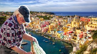 Perché Procida è Capitale italiana della Cultura 2022 i segreti dell’isola dei marinai [upl. by Donny]