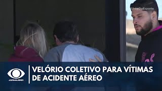 Cidade de Cascavel prepara velório coletivo para vítimas de acidente aéreo [upl. by Gazo638]