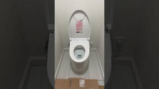 Washlet Integrated Toilet TCF999U Toto tank less with motion seat cover come with a remote [upl. by Ecinnej84]