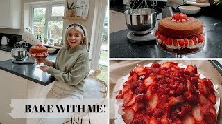 BAKE WITH ME USING SMEG MIXER TO MAKE A VICTORIA SPONGE AND PAVLOVA  LAURA BYRNES [upl. by Mighell32]