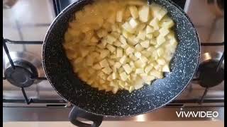 recette rapide de frites omelette a la vache qui rit [upl. by Ahtreb]