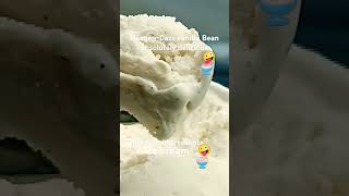 HäagenDazs vanilla bean ice cream 🍧🍨🤪 absolutely delicious 5 ingredients [upl. by Adnirem]