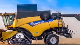 Combine harvester New Holland at work BIG THING amazing farming machine [upl. by Nivar]