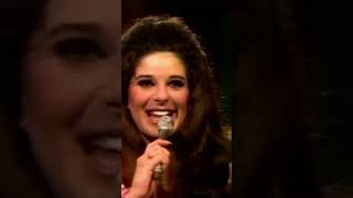 bobbie gentry sings ’benjamin’ in 1970 bobbiegentry 1970s [upl. by Nadia]