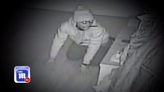 Criminals break down doors to steal cash and jewelry [upl. by Anivid]