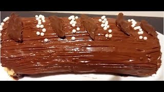 bûche chocolat fourrée a la crème au beurre pralinée un vrai délice [upl. by Asilana]