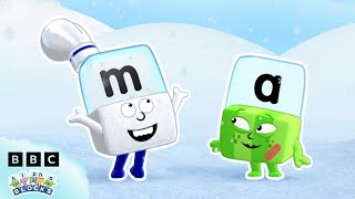 ⛄ Let it Snow  Winter Reading 📖  Reading for Kids  officialalphablocks [upl. by Eidnar716]