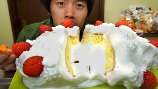 倒壊注意！生クリームたっぷりショートケーキの作り方  How to make Cakes [upl. by Nicholle]