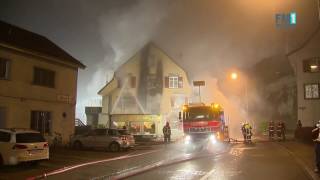 Schuhwerkstatt in Weinfelden brennt lichterloh [upl. by Ettennyl112]