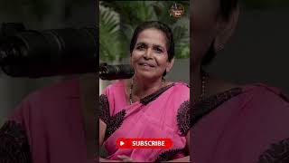 പ്രതീക്ഷിക്കാതെ ഒരു ഉമ്മ കിട്ടി  Nalini Jameela nalinijameela malayalamshorts [upl. by Portugal]