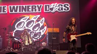 RITCHIE KOTZEN frustrated onstage  The Winery Dogs 2023 [upl. by Chandless]