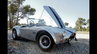 Vidéo  La minute du propriétaire  Shelby Cobra 289 FIA [upl. by Aneeram]