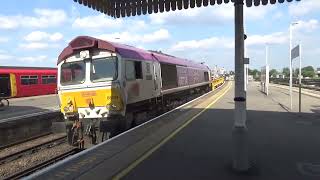 Trains at Wandsworth Road Clapham and Kensington olympia 9524 [upl. by Crowe444]