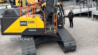 Loading Remote Control Electric Volvo Excavator [upl. by Alrzc]