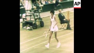 SYND 5 7 78 HIGHLIGHTS OF WIMBLEDON TENNIS WOMENS SEMIFINAL WITH CHRIS EVERT AND VIRGINIA WADE [upl. by Yorgerg]