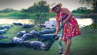 Maria chama jacarés pelo nome e apresenta animais para Geraldo Luís [upl. by Diane196]