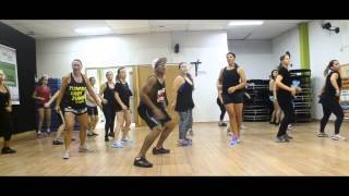 ZUMBA  MENEA LA PERA [upl. by Aleetha]