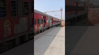 12353 Lal Kuan weekly SF Express Howrah Jn to Lal Kuan Jn [upl. by Matthaus]