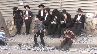 הפגנת החרדים ב 2314 Ultraorthodox protest in Jerusalem against the IDF draft law [upl. by Atsyrt]