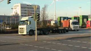 Trucks Trucks Trucks Schwerlastverkehr im Hamburger Hafen [upl. by June317]