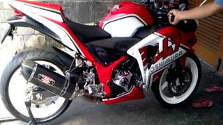 Honda CBR 250R Exhaust Yoshimura R77j Cyclone Japan [upl. by Ynehteb]