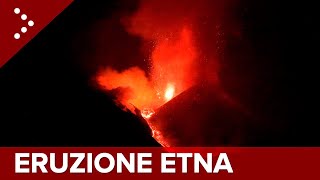 LIVE Eruzione Etna in corso parossismo Fontane di lava e colata diretta video [upl. by Adni]