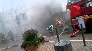 Döner Laden in Besigheim brennt  Feuerwehr Einsatz LIVE Brandbekämpfung HD Der Gerät [upl. by Janot]