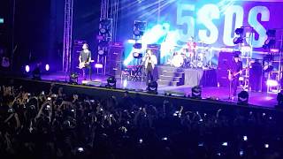 Waste The Night  5 Seconds of Summer  LIVE  Porto Alegre RS  BRASIL [upl. by Hanschen28]