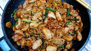 Chicken Chow Mein Recipe  Chinese Chicken Noodles Recipe [upl. by Ev]