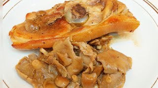 Spalla di maiale alla Birra con funghi Chiodini [upl. by Akemej]