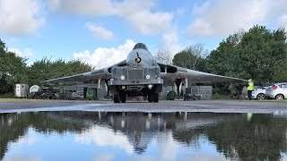 Avro Vulcan XM655 Engine Ground Run and taxi at Wellesbourne [upl. by Rod]