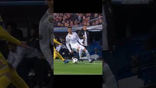 Ronaldo got an ankle breaker ☠️😮‍💨 viralvideo foryou cr7 manutd cristianoronaldo [upl. by Anelet]