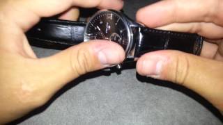 Entretenir une montre en cuir  nettoyage montre bracelet [upl. by Ynattirb]