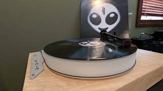 Skrillex  Recess  A2  Recess  Live Vinyl Recording [upl. by Attenaz908]