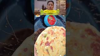 Bhartis Favorite Cheese🧀Garlic🧄spice🌶Paratha🤤 celebrityrecipe bhartisingh parathalovers shorts [upl. by Sukramed]