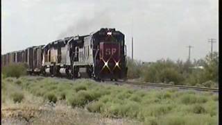 Southern Pacific B398E 8010 and Morrison Knudsen SD40M2 with Mixed Freight in Vail AZ [upl. by Domenico]