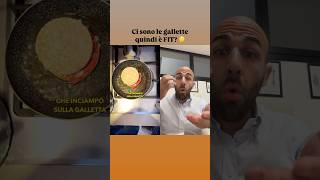 Ci sono le gallette quindi è FIT 🤔 ricetta ricettafit fit ricette dieta divertente ironia [upl. by Assillam]