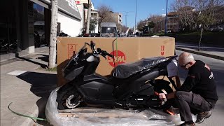 SYM scooter JETX 125  Unboxing 2024 [upl. by Suzie]