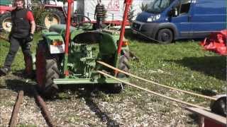 Oldtimer Traktor im Einsatz mit Riemenscheibe [upl. by Eveline]