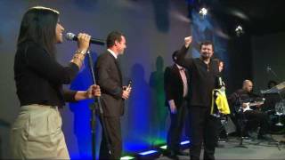 Mike Murdock e Gabriela Rocha cantando juntos  Tua Palavra [upl. by Atekin]