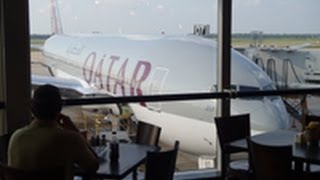 Qatar Airways Business Class 777200 [upl. by Oneladgam]