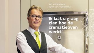 Het crematieproces Jan Willem Back laat zien hoe de crematieoven werkt  PC Uitvaart [upl. by Anyk]