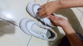 Nabila Nur Oktaviani 23  How To Tie Shoelaces [upl. by Jempty264]