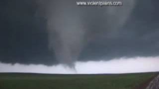 Incredible Protection KS Tornado Video from close range [upl. by Coplin]