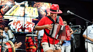 La Fiera Típica  Arturo Almonte En Vivo [upl. by Cherey]